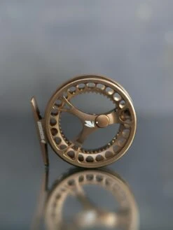 Sage Click Fliegenrolle Bronze